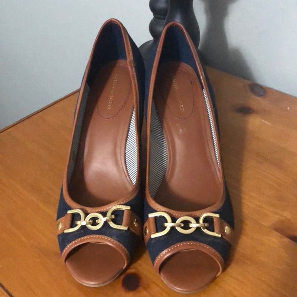 tommy hilfiger peep toe wedge